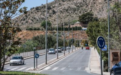 El Ayuntamiento de Elda adjudica las obras de reparación del Puente del Centro Excursionista Eldense para garantizar su conservación y mejorar su integración estética con el entorno