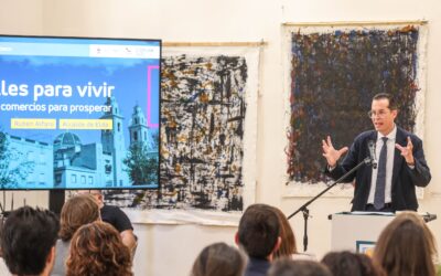 El Ayuntamiento de Elda presenta a comerciantes, emprendedores y colectivos empresariales el plan ‘Elda Centro Histórico’ que incluye ayudas de hasta 30.000 euros