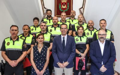 El Ayuntamiento de Elda incorpora once nuevos agentes a la plantilla de la Policía Local para reforzar la seguridad ciudadana y afrontar los  retos de movilidad sostenible