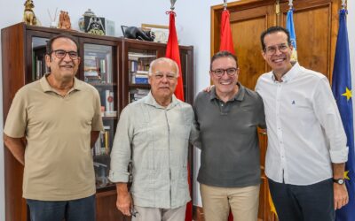 El maestro José Santa, el pregonero más joven de las Fiestas Mayores de Elda